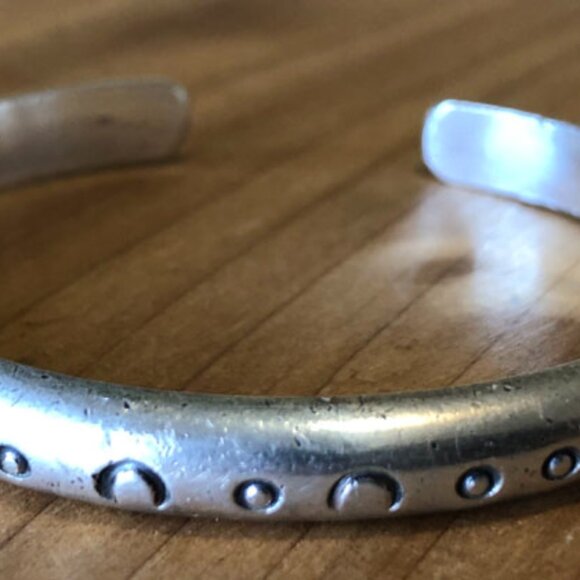 Signed Vintage Native American Navajo Sterling Silver Bracelet - Picture 1 of 6